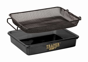 Kuweta Medium z sitem 3 mm Traper – czarna 31×26×7 cm / 22209