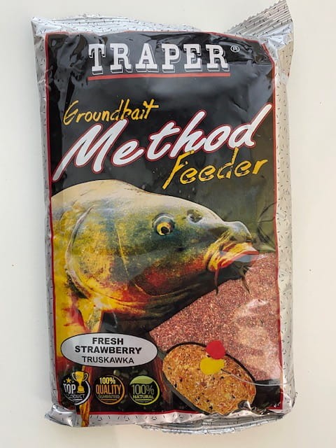 Zanęta Traper Method Feeder Truskawka