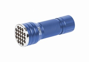 Latarka Traper UV MAX – niebieska